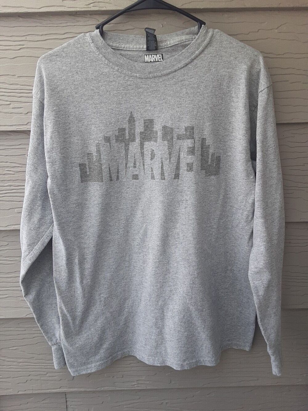 Marvel Men Long Sleeve T Shirt Medium Gray Logo Spell Out Graphic Print